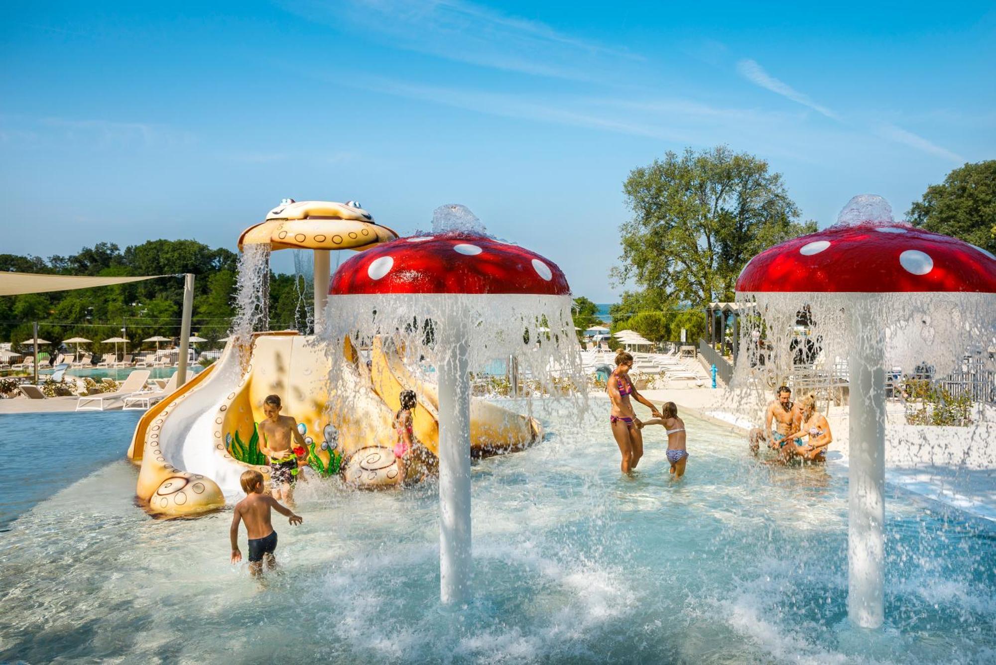 Aminess Planet Camping Maravea Resort - Pitches Novigrad Istria Kültér fotó